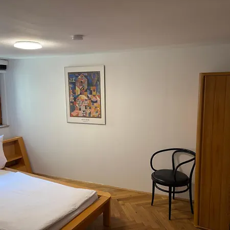 Modernes Design-apartment In Der Altstadt דירה *
