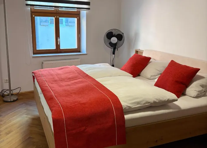 Modernes Design-apartment In Der Altstadt דירה *