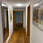 Modernes Design-apartment In Bester Altstadtlage *