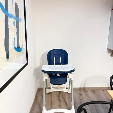 Modernes Design-apartment In Bester Altstadtlage Für Bis Zu 6 Personen Apartamento